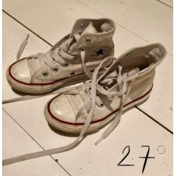 tijdloze witte all star gympen in maat 27 ( +24 +26)