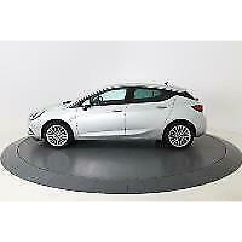 Opel Astra 105pk Turbo Innovation (Camera/17"LMV/NAV/AGR/NL