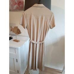 Hele Mooie Jurk Beige Vila met drukknoopjes Maat S 36
