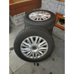 stalen velgen met banden zomerbanden VW Golf 195/65