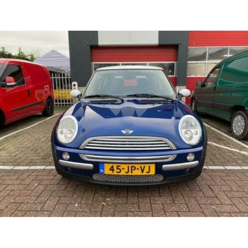 Mini Mini 1.6 Cooper Pepper zeer leuke mini cooper netjes ,