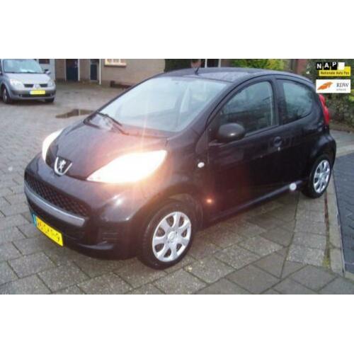 Peugeot 107 1.0-12V XR 5 Drs Zwart. Airco. Hogere zit. Leuke