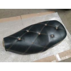 Vespa LX zadel / buddyseat GUCCI BEKLEDING als nieuw