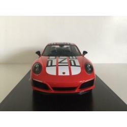 Porsche 911 (991) Carrera S Endurance Racing 2016 rood 1:18