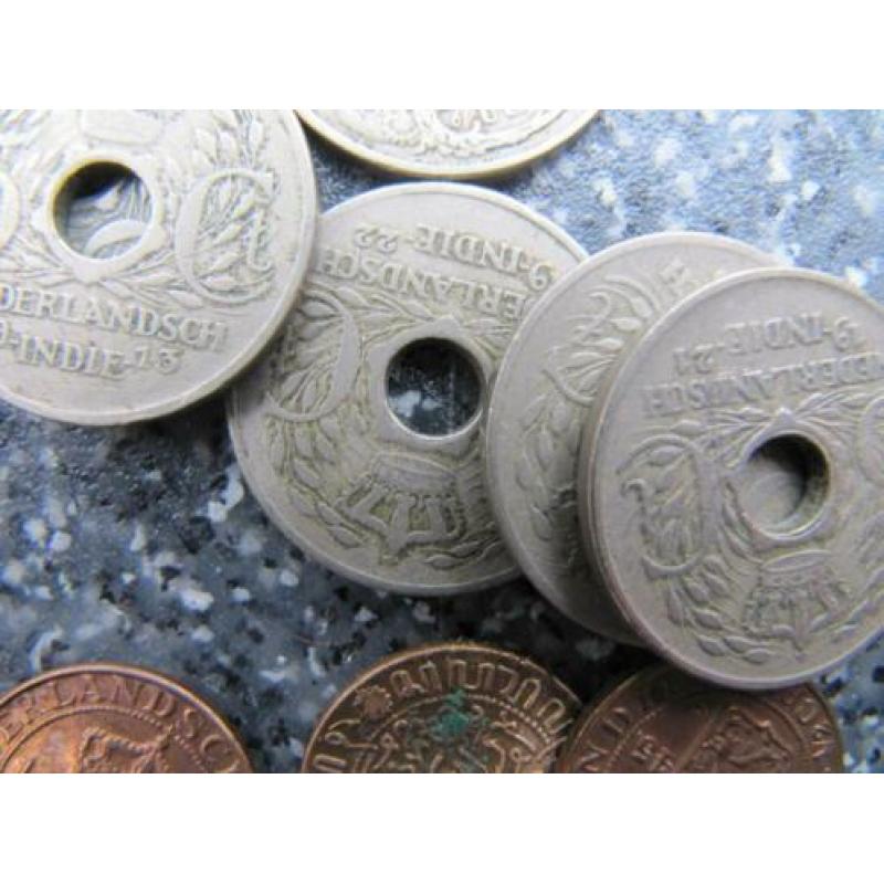 Munten van Ned. Indië ½- en 5-cent stukken