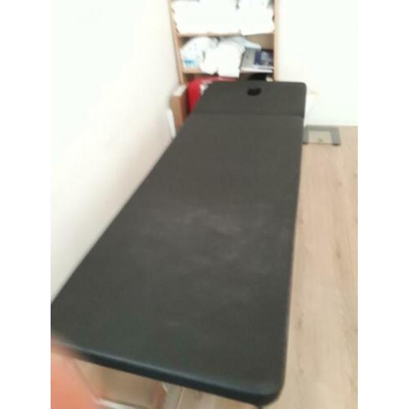 Eenvoudige massagetafel