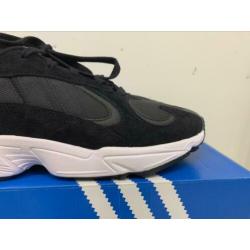 Te koop nieuwe Adidas Yung-1