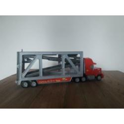 DISNEY CARS MACK truck vrachtwagen