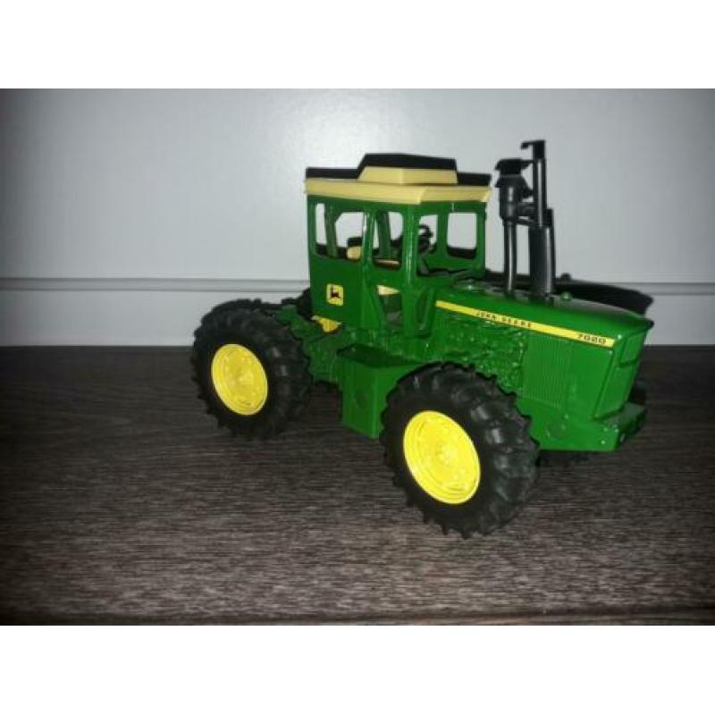 John Deere 7020 Kniktrekker