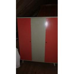 oude kledingkast, kast, brocant, jaren 50/60, opbergen