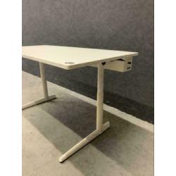 3x Ahrend 500 elektrisch verstelbaar bureau