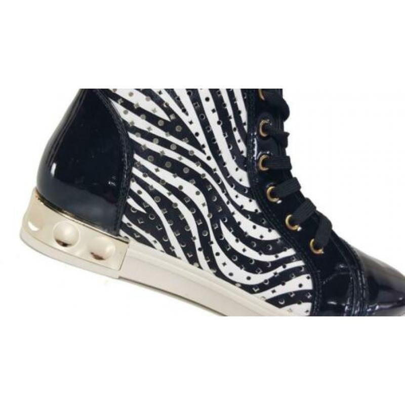 Schoenen partij zwarte GOFC hoge sneakers met zebra print