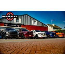 Dodge Ram 1500 grote voorraad Amerikaanse pick up trucks zie