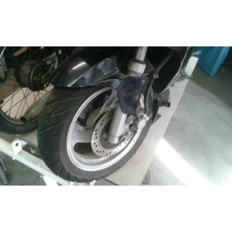 snor scooter 4 takt bj 2012 kl zwart