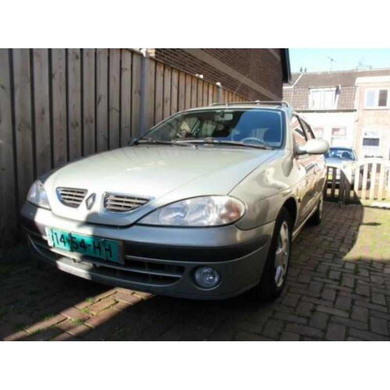 Renault Megane 1.8 16V Break Auth 2005 2002 Groen