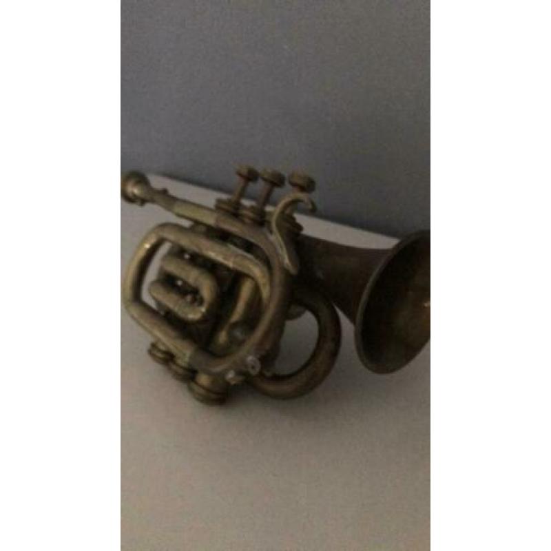 Mini trompet Bessons&co london w.c H75983
