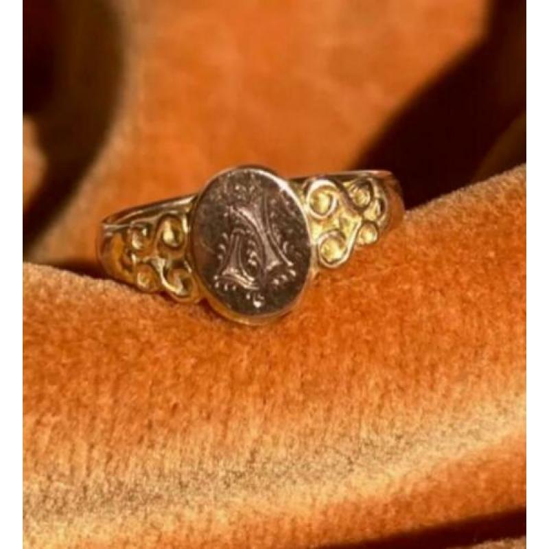 Vintage ring