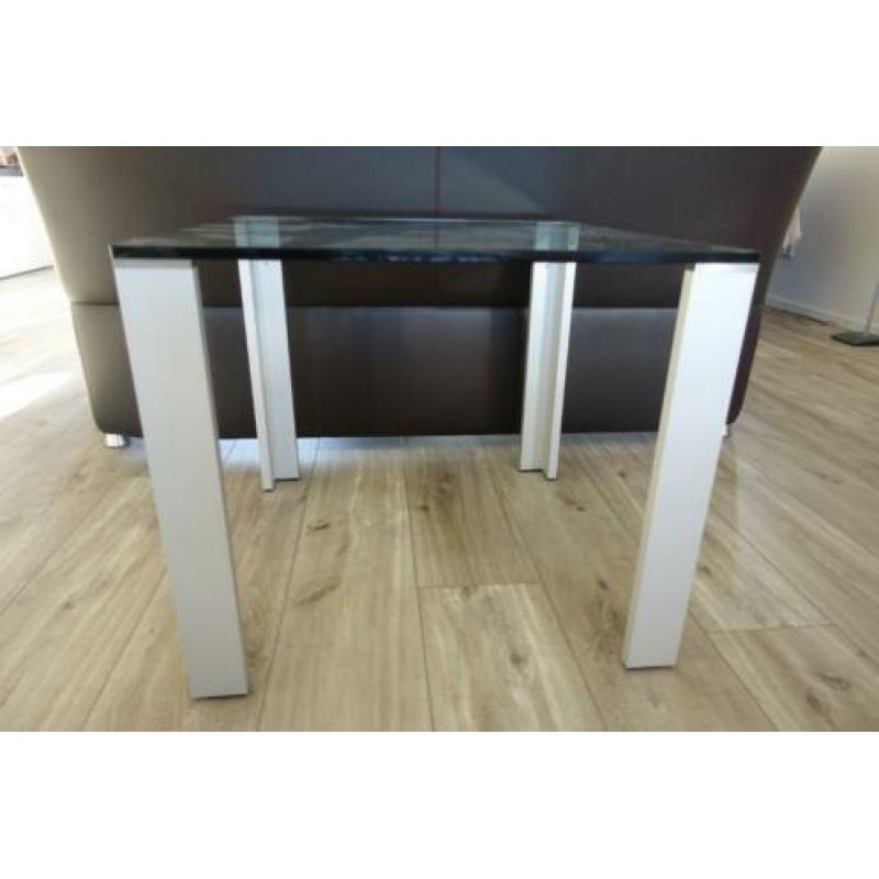 Lourens Fisher glazen bijzettafel 60 x 60 x 50 90 euro!