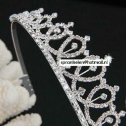 Tiara Strass kroontje opstaande steentjes + kam Kristal (B)