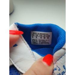 Baby schoentjes maat 18