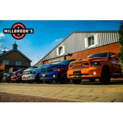 Dodge Ram 1500 grote voorraad Amerikaanse pick up trucks zie