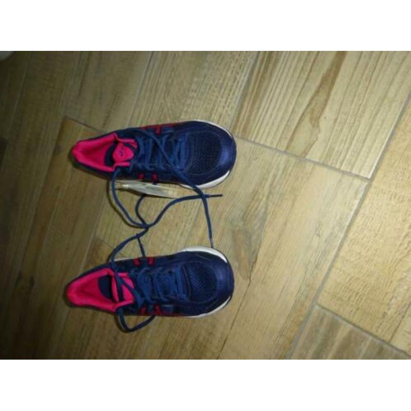 MAAT 39 Nieuw sportieve veter schoenen, Met extra binnenzool