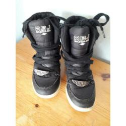 Replay super gave laarsjes/snowboots! Maat 28
