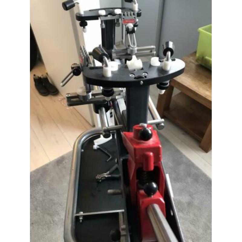 Stringway ML120 - bespanmachine op voet