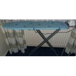 Wasmand Strijkijzer strijkplank en droogrek