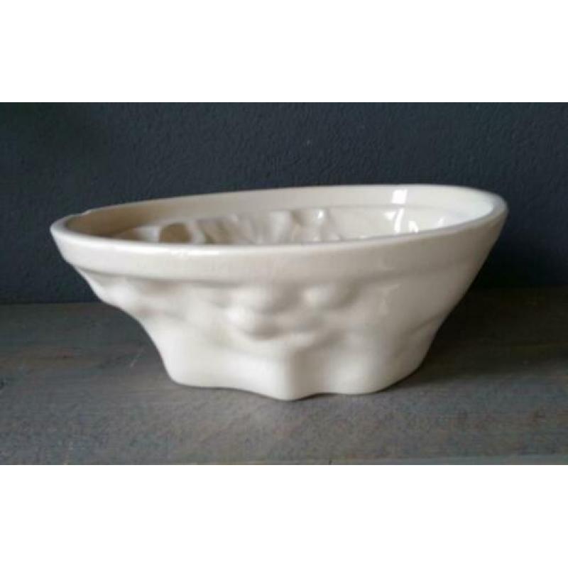 Puddingvorm Ei, 22x15x9 cm Creme kleur