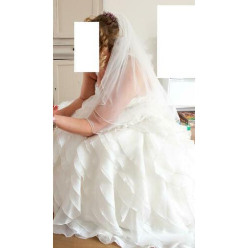 Maggie Sottero trouwjurk, maat 44, met alles er op en er aan