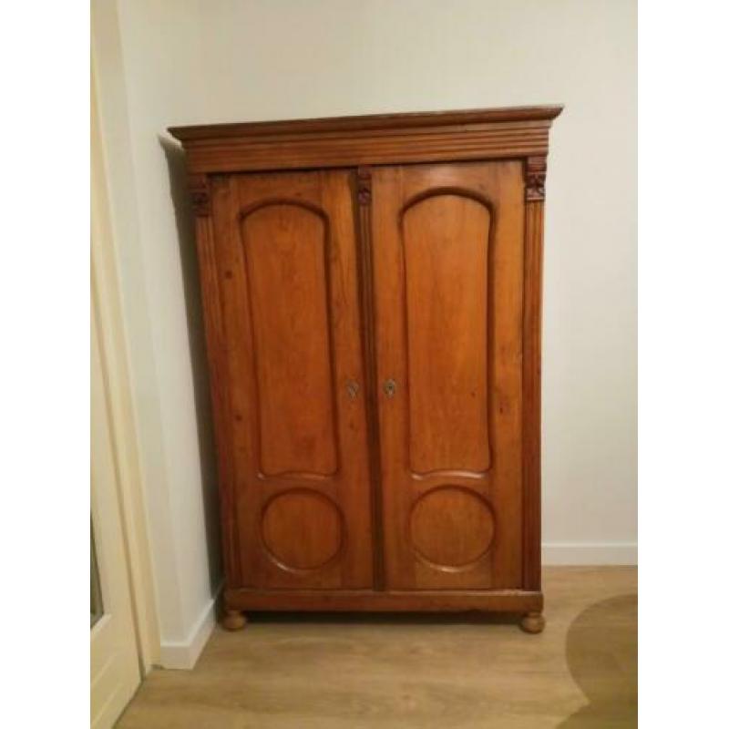 Mooie Biedermeier kast