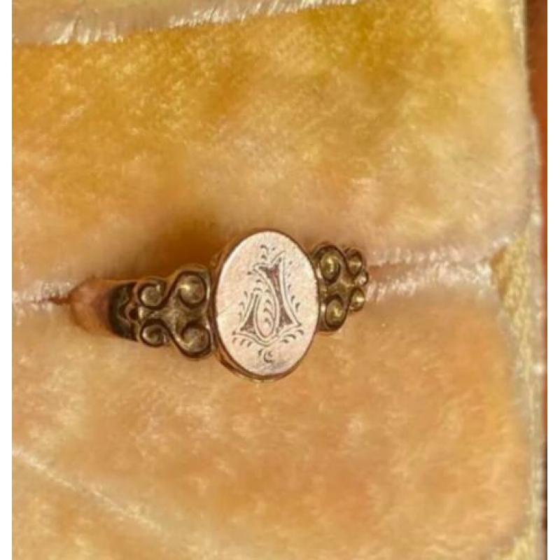 Vintage ring