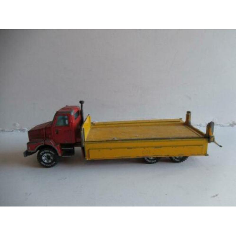 Siku 2517 Volvo F12 Turbo 6 Torpedo Bakwagen 1:55