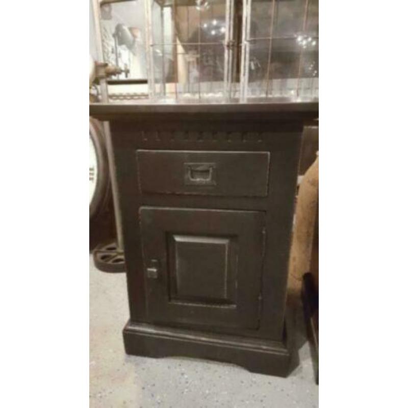 Stoere industrieel look nachtkasten 2 voor 99 euro