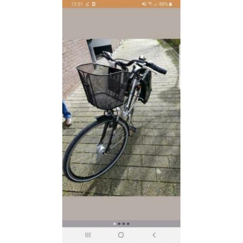 Dames fiets 8 versnellingen mand+fietstassen