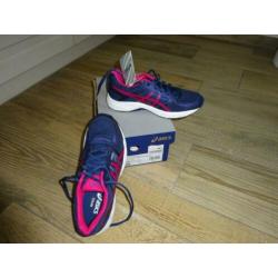 MAAT 39 Nieuw sportieve veter schoenen, Met extra binnenzool