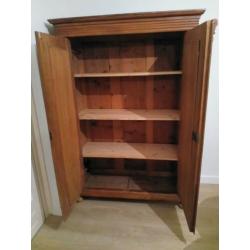 Mooie Biedermeier kast