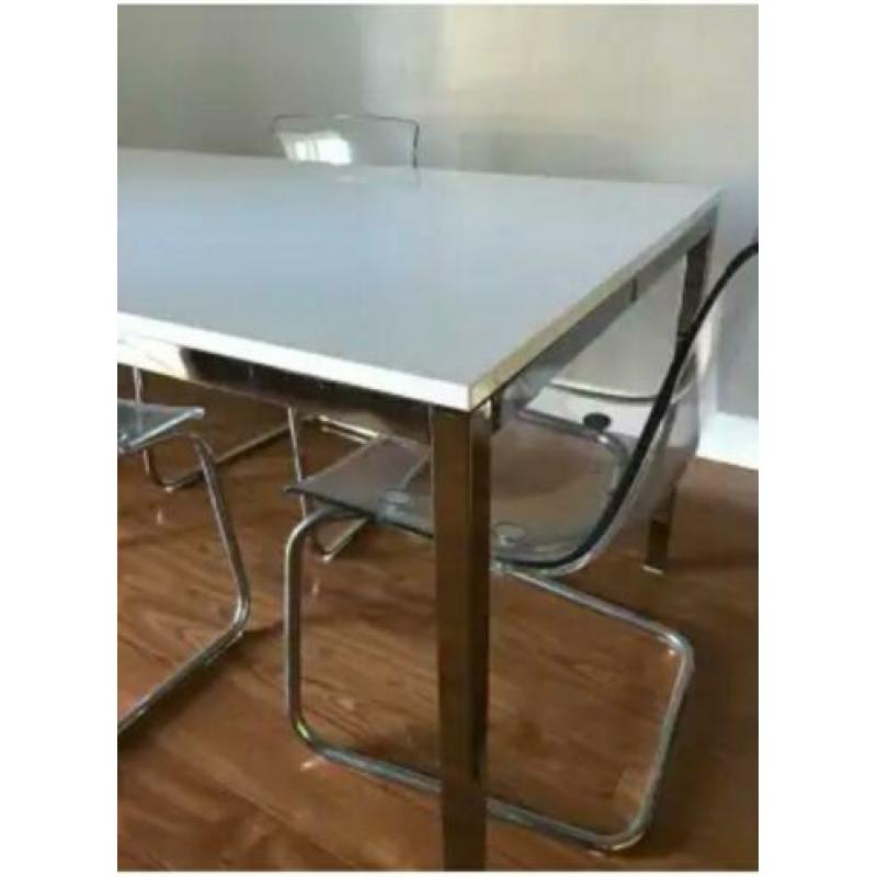 Eettafel Torsby met Tobias stoelen IKEA