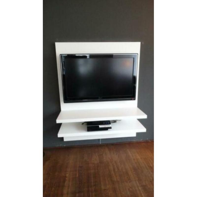 Mat wit design tv meubel hangend