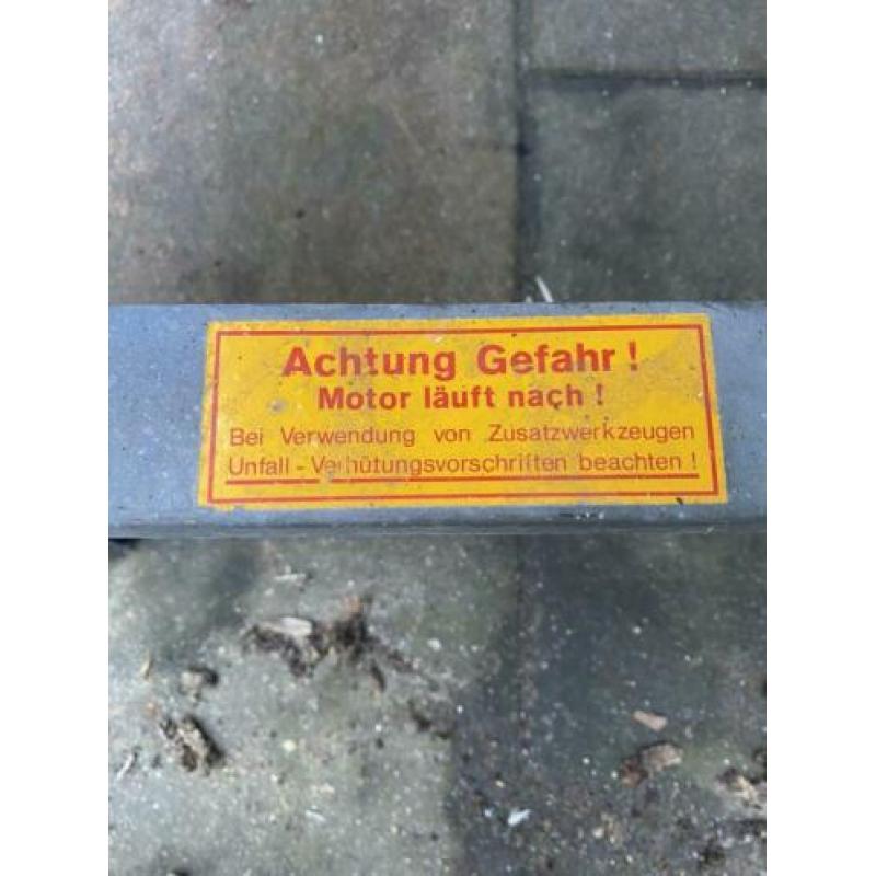 Electra Beckum zaagtafel.
