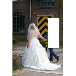 Maggie Sottero trouwjurk, maat 44, met alles er op en er aan
