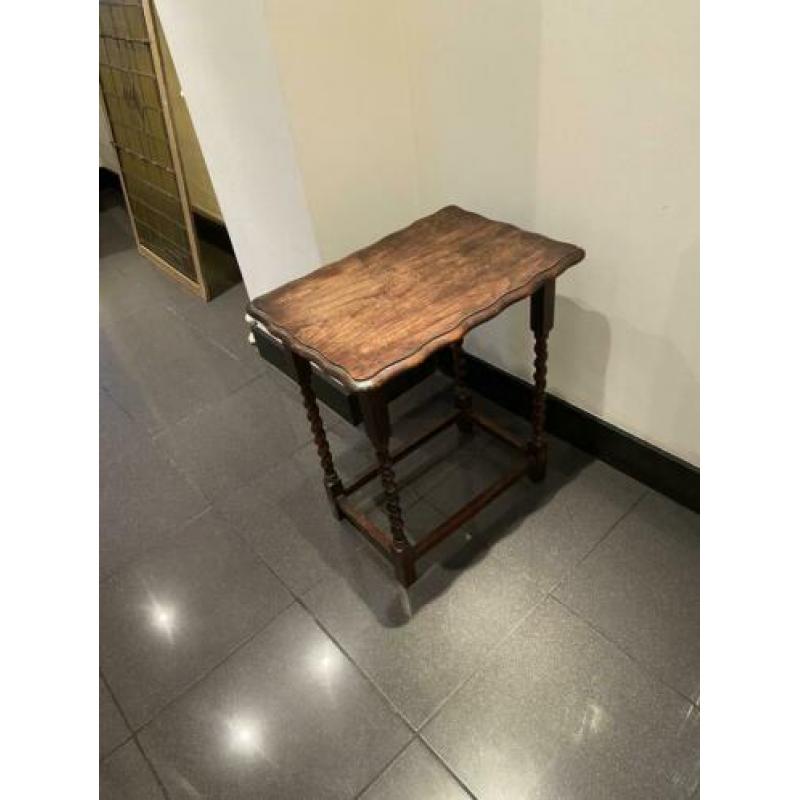 Bijzettafel eikenhout