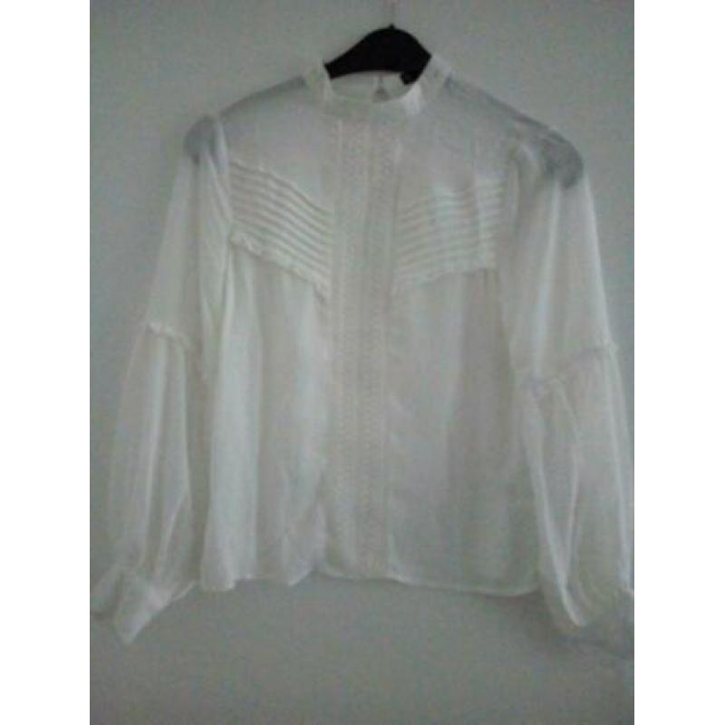 Mooie nieuwe blousen maat s v maar 12,50 pst