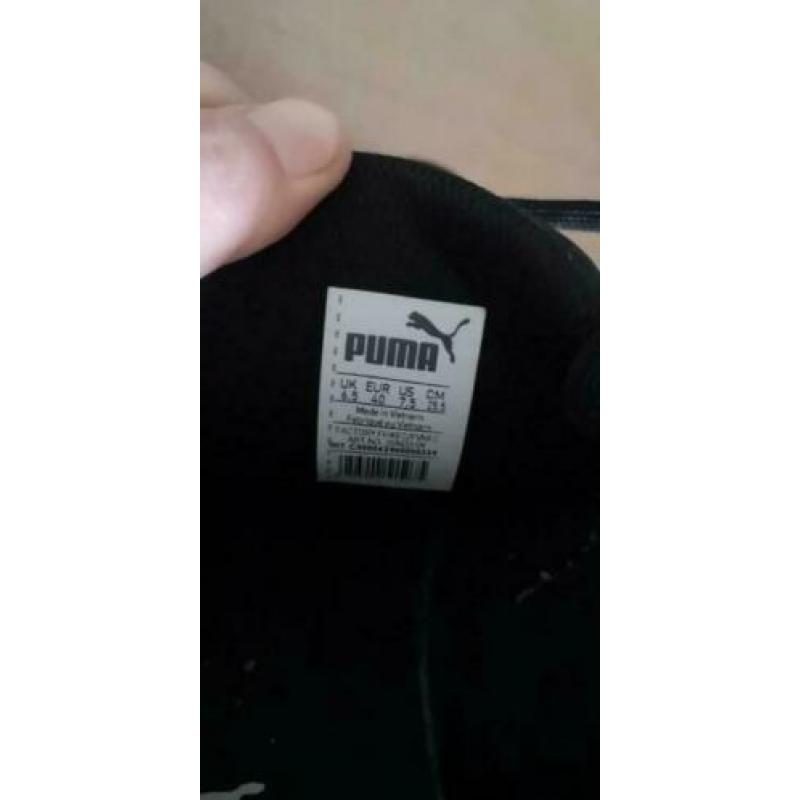 Puma zwarte sneakers maat 40