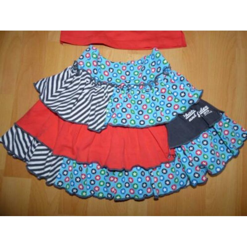 Hippe 3 delige set van Chaos en Order, maat 110/116 NIEUW!