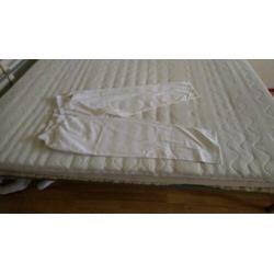 Shirts zijn maat 56/58 cm broeken maat 54
