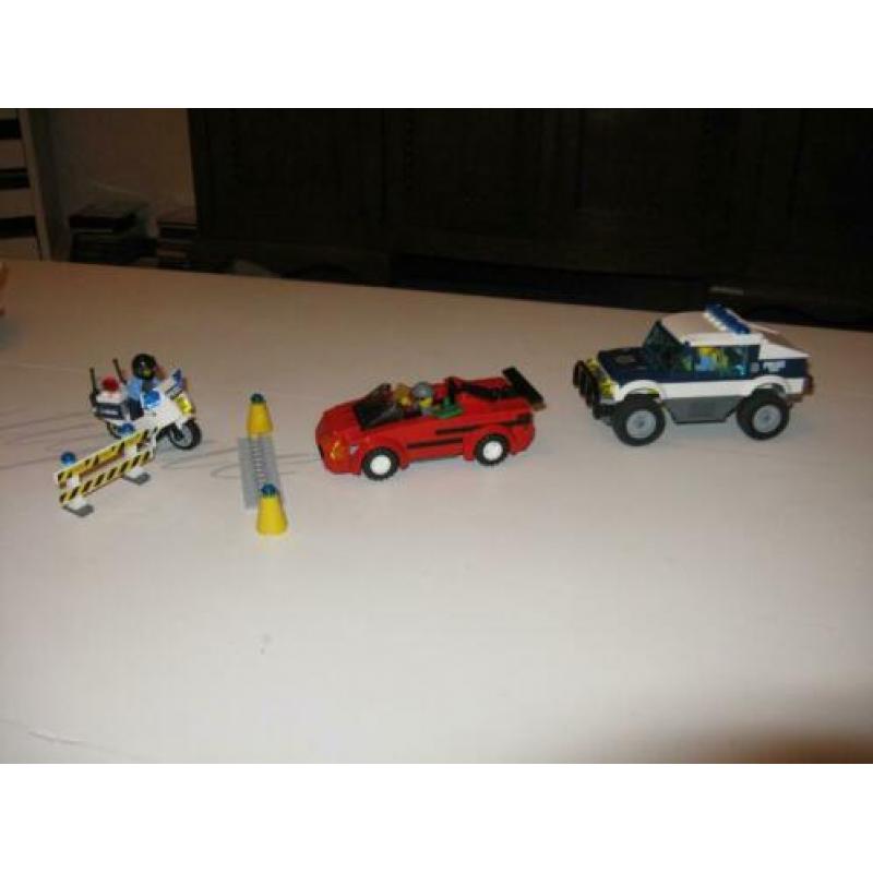lego 60138 Politie auto, motor en luxe auto met boef