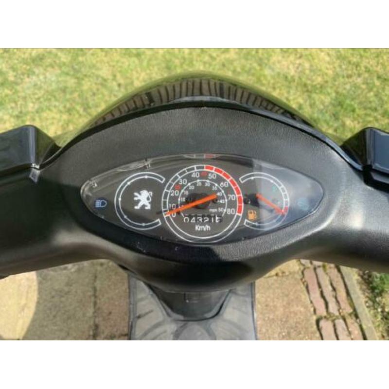 Peugeot V-Clic BJ 2012 45 Km
