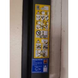 Stalen Hormann kanteldeur circa 2375 x 2375 mm
